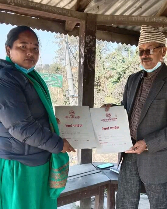 मोहन्याल गाउँपालिका र भूमिहीन समस्या सामाधान गर्ने आयोग बिच सम्झौता