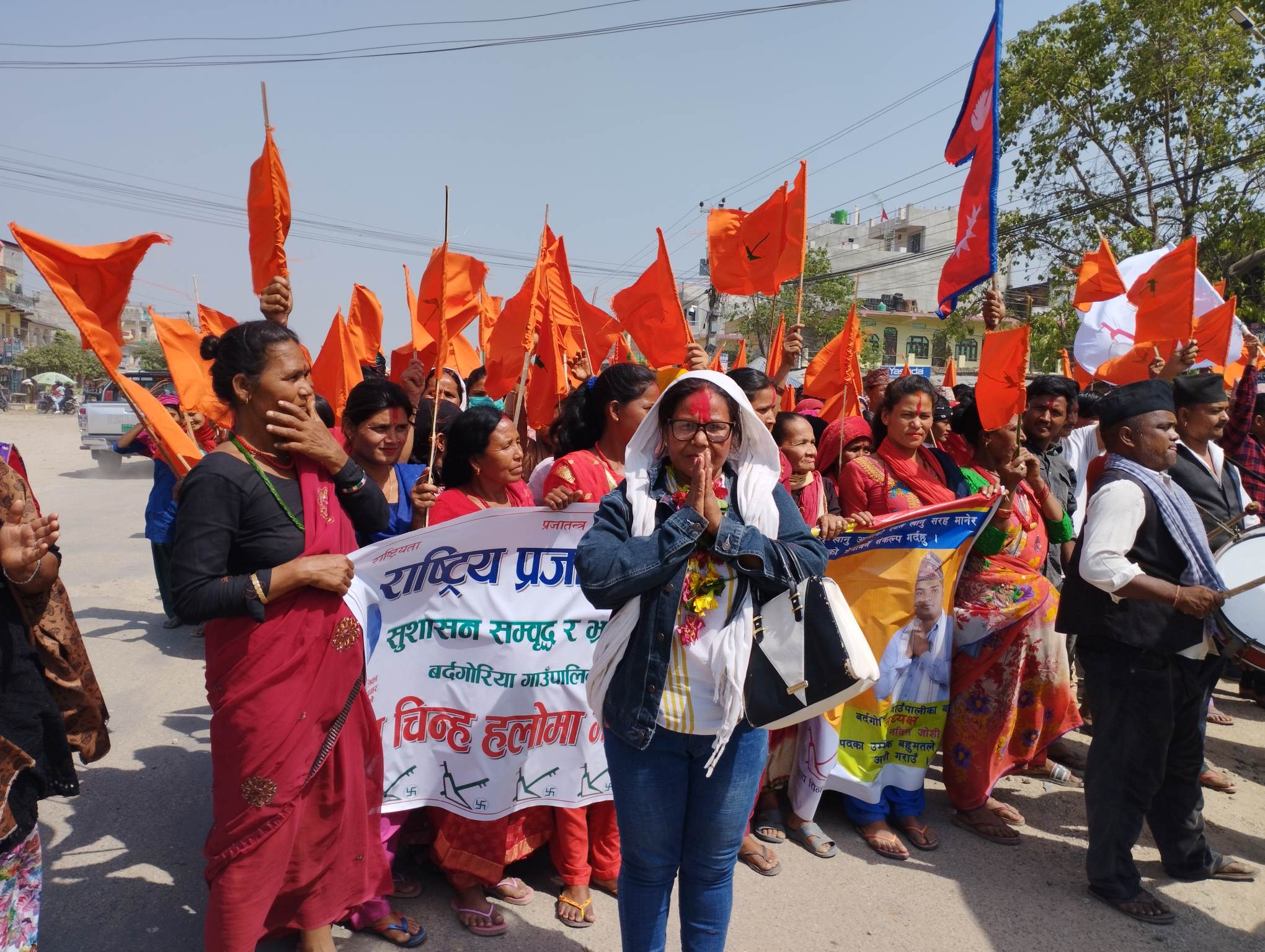 बर्दगोरियामा रास्टिय प्रजातन्त्र पार्टीबाट अध्यक्षमा जोशी , उपाध्यक्ष सिहंद्धारा उम्मेदवारी दर्ता