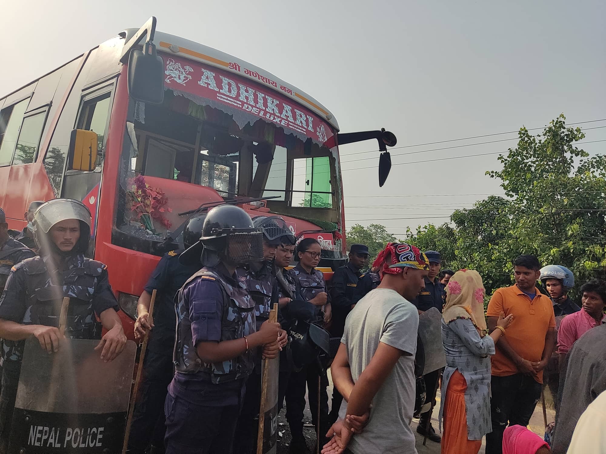 लम्किचुहा ६ मा बसको ठक्करबाट मोटरसाइकल चालकको घटना स्थलमै मृत्यु