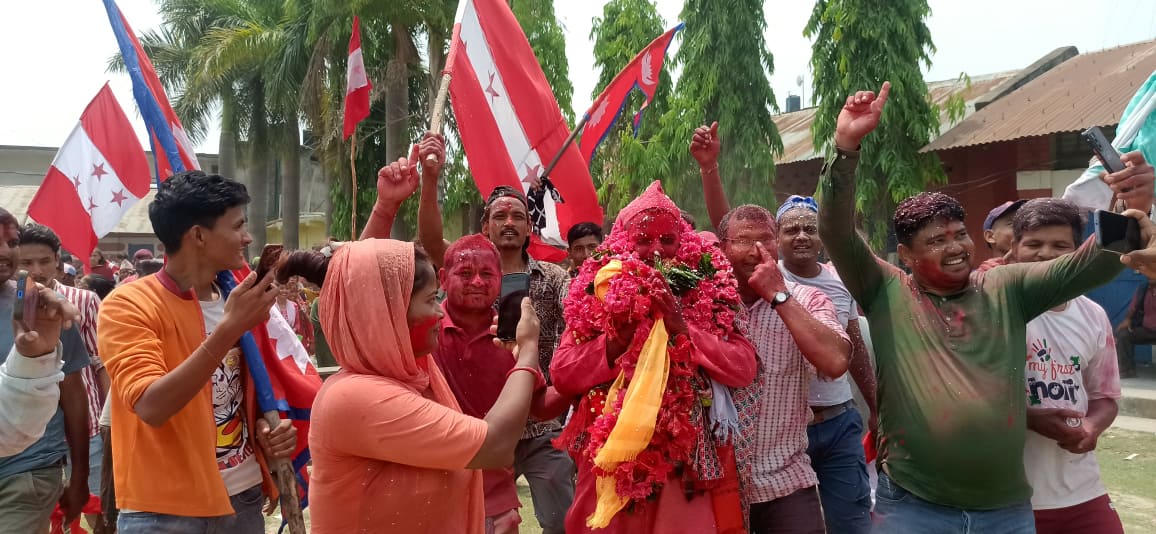 ३० वर्ष पछि ढल्यो एमालेको गड, अपराजित रहेको घोडाघोडी  १ मा कांग्रेस विजयी