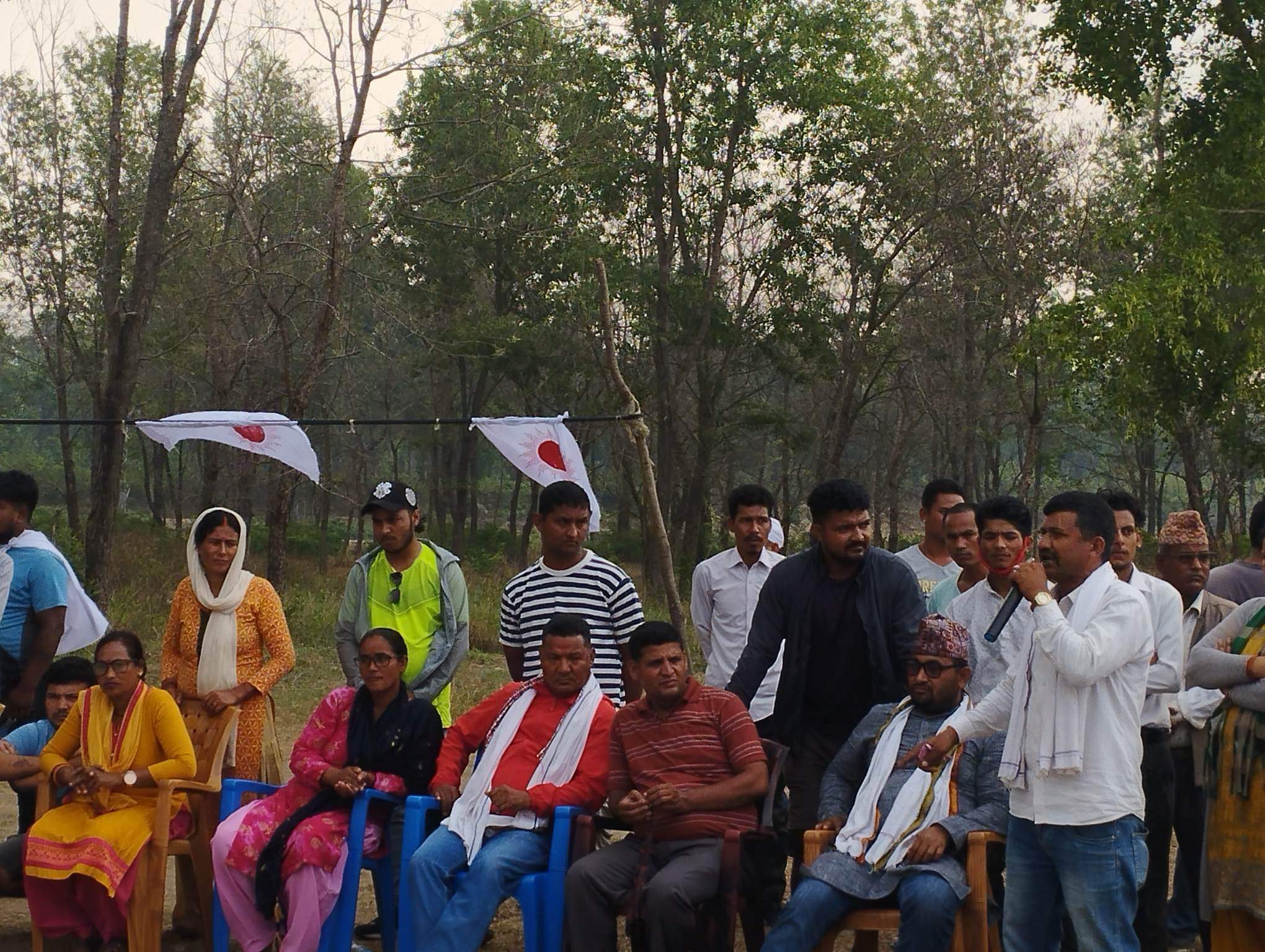 बर्दगोरिया गाउँपालिका ३ मा एमालेले चुनावी घरदैलो र टोलसभा सम्पन्न