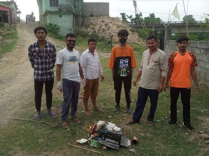 बर्दगोरिया ४,का अध्यक्ष शाही र हिमालय युवा क्लबद्वरा मुडाबजार खेल मैदान सरसफाइ