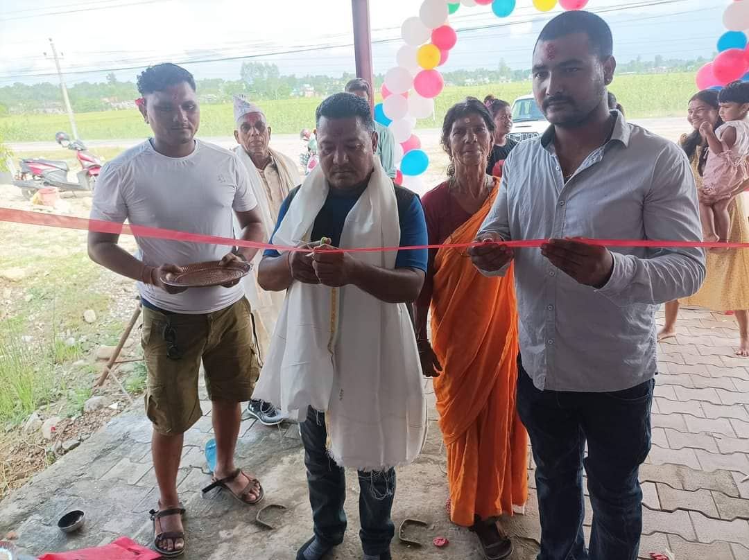 पि .एन सेल्स पोईन्टको अध्यक्ष कुँवरद्वरा उद्घघाटन