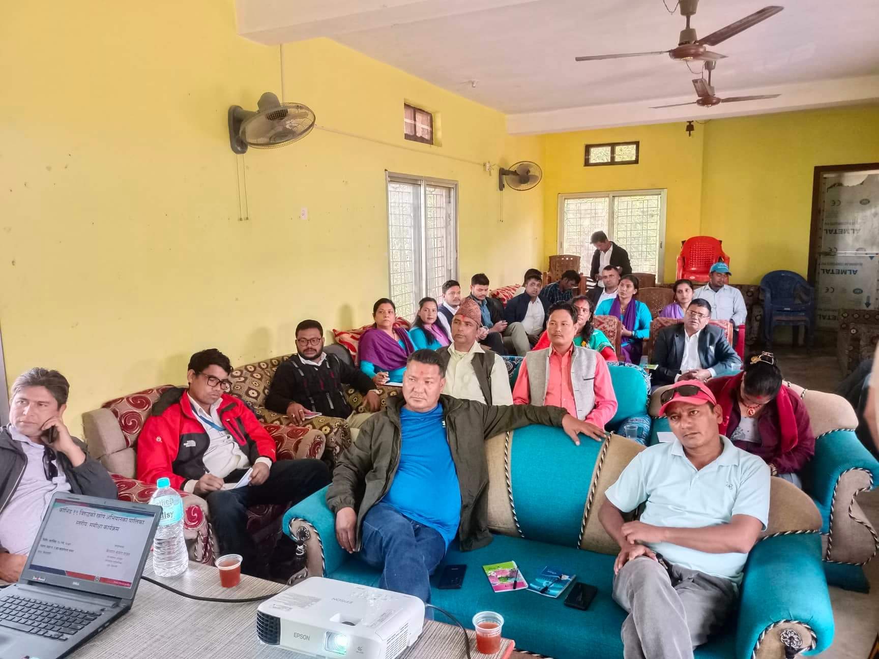 स्वास्थ्य बिमा सम्बन्धि एक दिने अभिमुखिकरण कार्यक्रम बर्दगोरियामा सम्पन्न