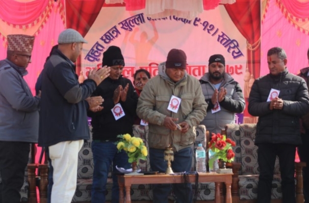बर्दगोरियामा बृहत छात्र खुल्ला मावि स्तरीय भलिबल प्रतियोगिता शुर