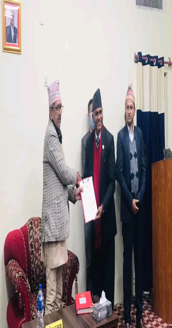 सुदूरपश्चिमको मुख्यमन्त्रीमा एमालेका राजेन्द्र रावल नियुक्त