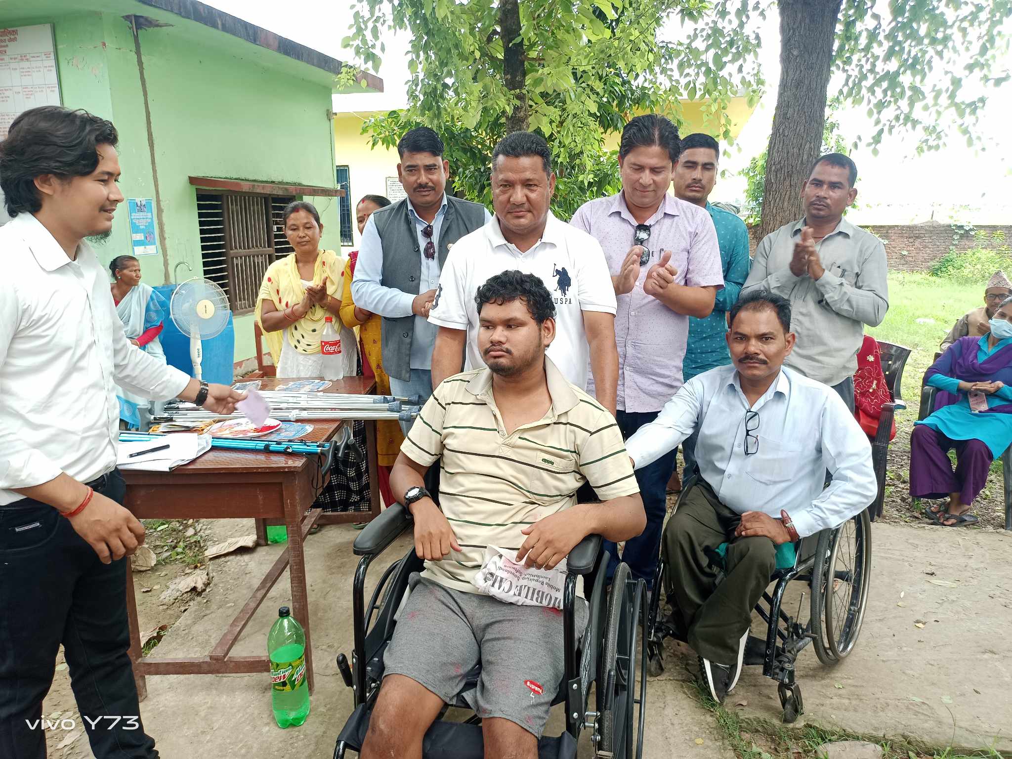 बर्दगोरिया ६ मा अपाङ्गता भएका व्यक्तिहरुलाई सहयोग सामाग्री बितरण