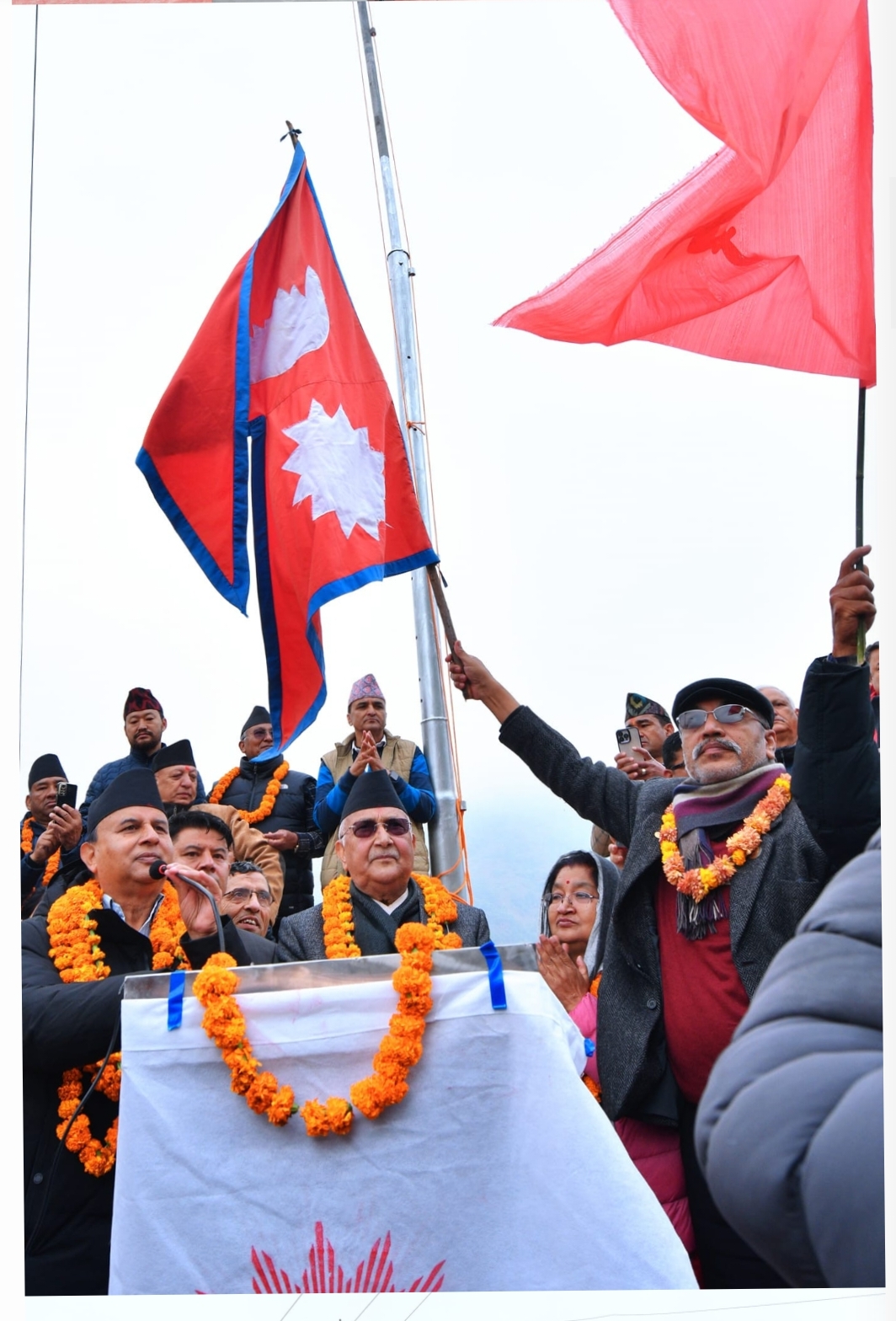 बैतडीबाट एमालेको‘झुलाघाट–चिवाभञ्ज्याङ सङ्कल्प यात्रा,सुरु