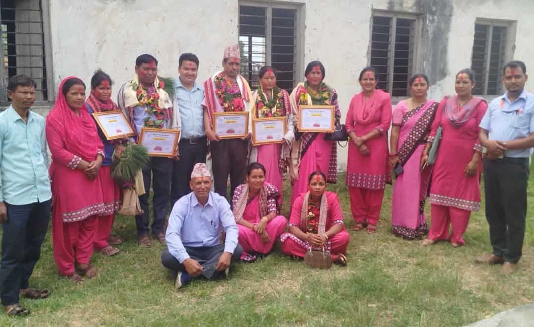 दुर्गा आवि विद्यालयमा शिक्षक विदाइ तथा स्वागत कार्यक्रम सम्पन्न