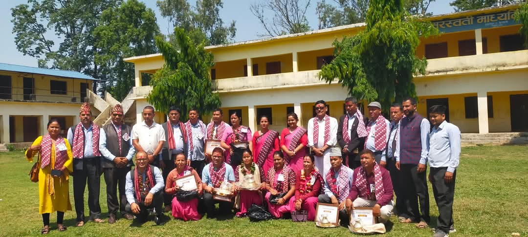 सरस्वती मावी प्रतापपुरमा शिक्षकहरुको स्वागत तथा विदाई कार्यक्रम सम्पन्न