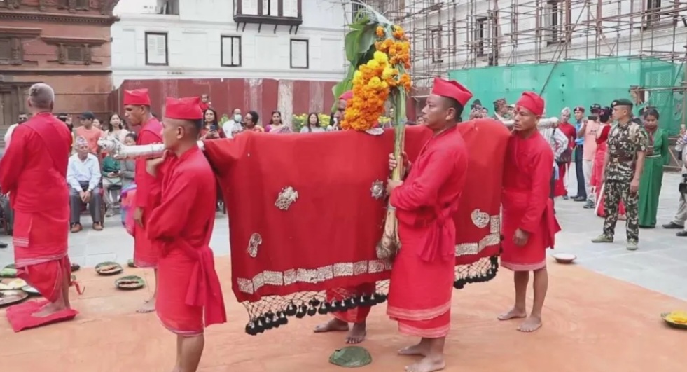 बडा दशैंको सातै दिन, आज फूलपाती भित्राइँदै