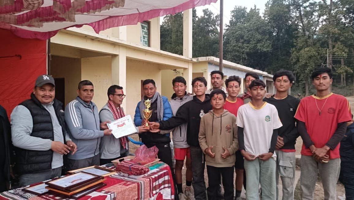 तेस्रो पालिका स्तरीय भलिबल प्रतियोगिताको उपाधी स्टार चन्द्र शुर्य युवा क्लब ‘बि’ लाई