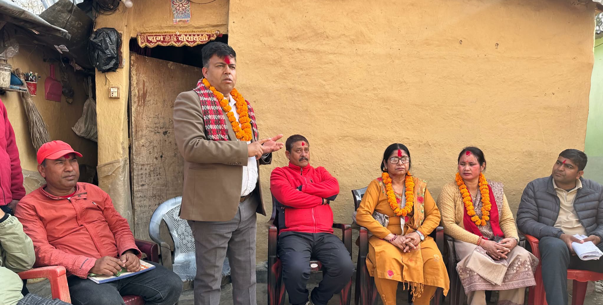 भूमिहीन र सुकुम्बासीलाई जग्गाधनी पुर्जा बाँड्न एमालेको सरकार आवश्यक : ढुंगाना